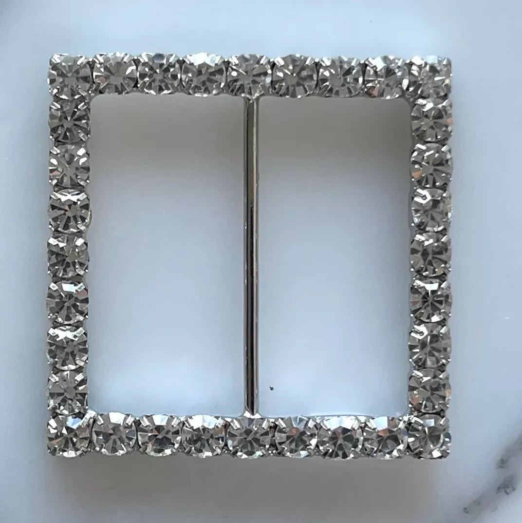 1 1/2″ Clear Rhinestone & Silver Square Metal Buckle