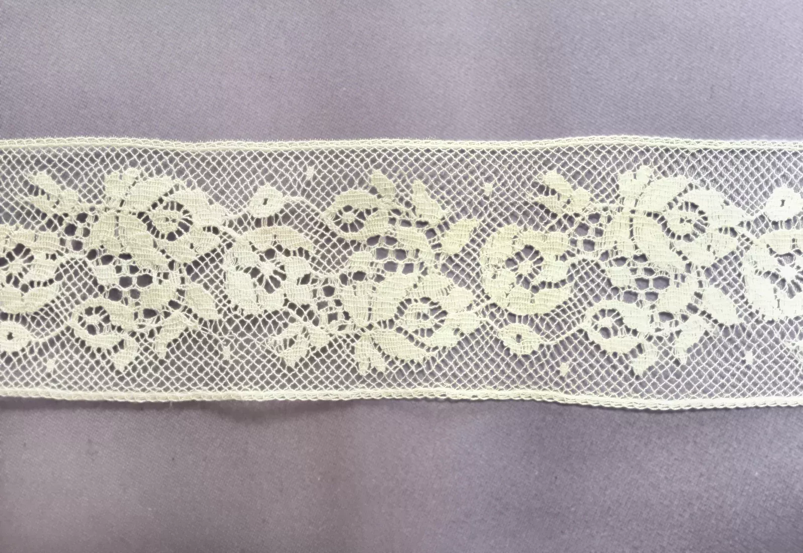 1 1/2″ Ivory Roses Cotton Vintage Insertion Lace Trim (Made in France)